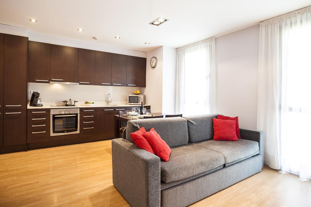 Short Stay Group Camp Nou Serviced Apartments 巴塞罗那 外观 照片