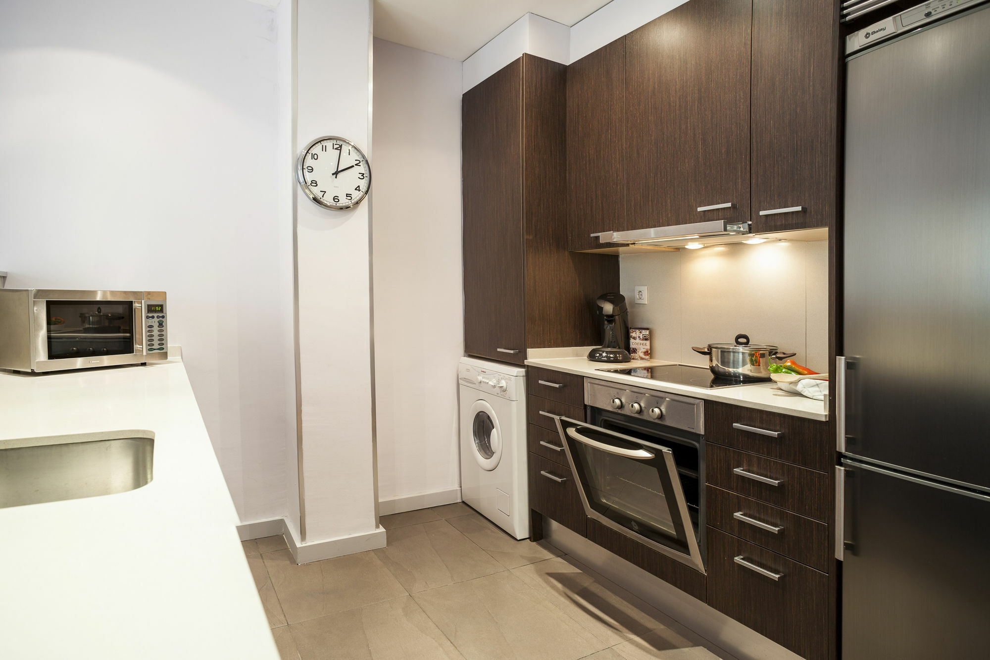 Short Stay Group Camp Nou Serviced Apartments 巴塞罗那 外观 照片