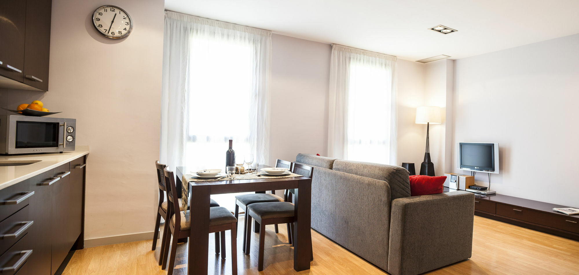 Short Stay Group Camp Nou Serviced Apartments 巴塞罗那 外观 照片